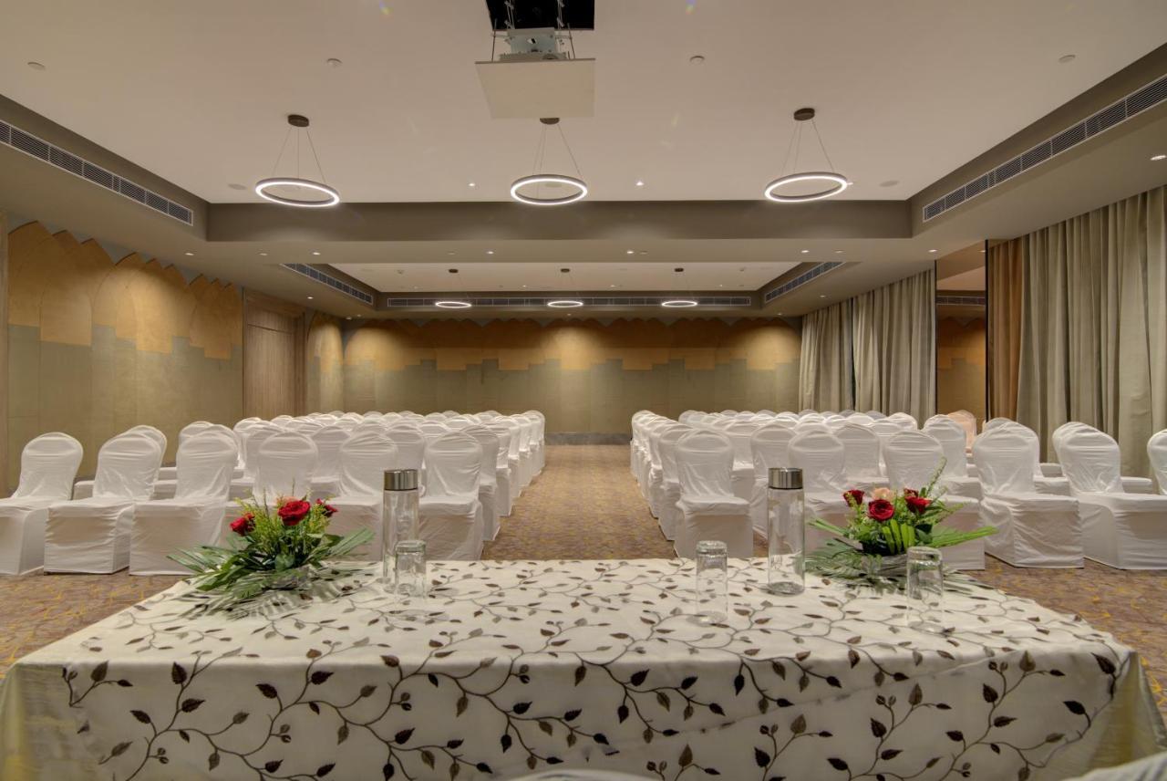 7 Apple Hotel Pratap Nagar, Jaipur Exterior photo